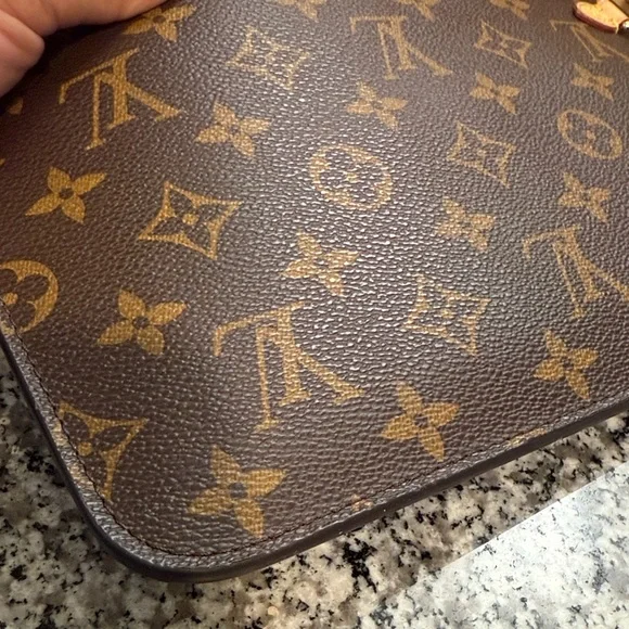Louis Vuitton Brown and Tan Monogram Pouch Authentic - Picture 7 of 10
